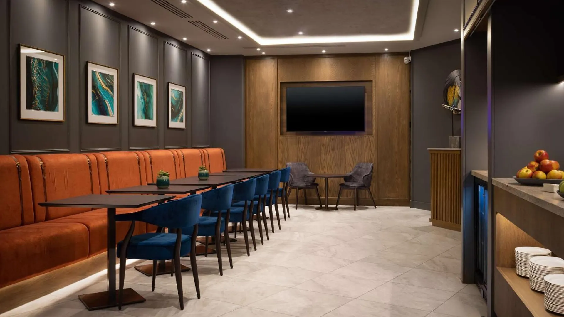 Отель Hilton Кардифф